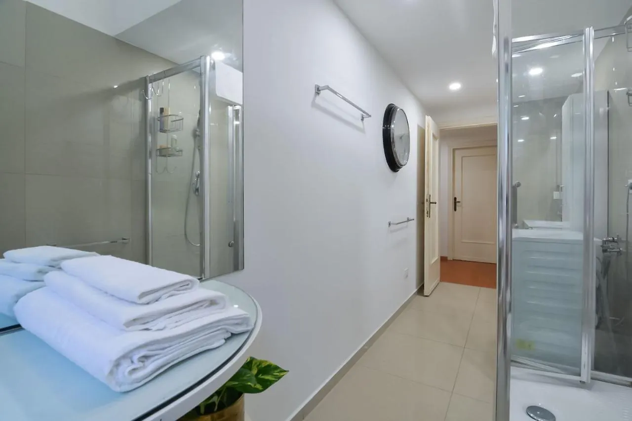Affittacamere Hotel Milano Lights Italia